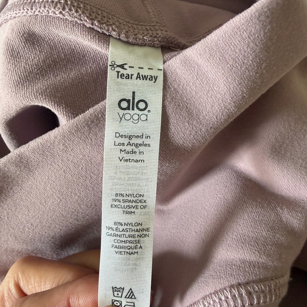 Alo Yoga Dusted Plum Set XS (Airbrush High-Waist 7/8 Leggings & Lavish Bra) - Picture 5 of 7